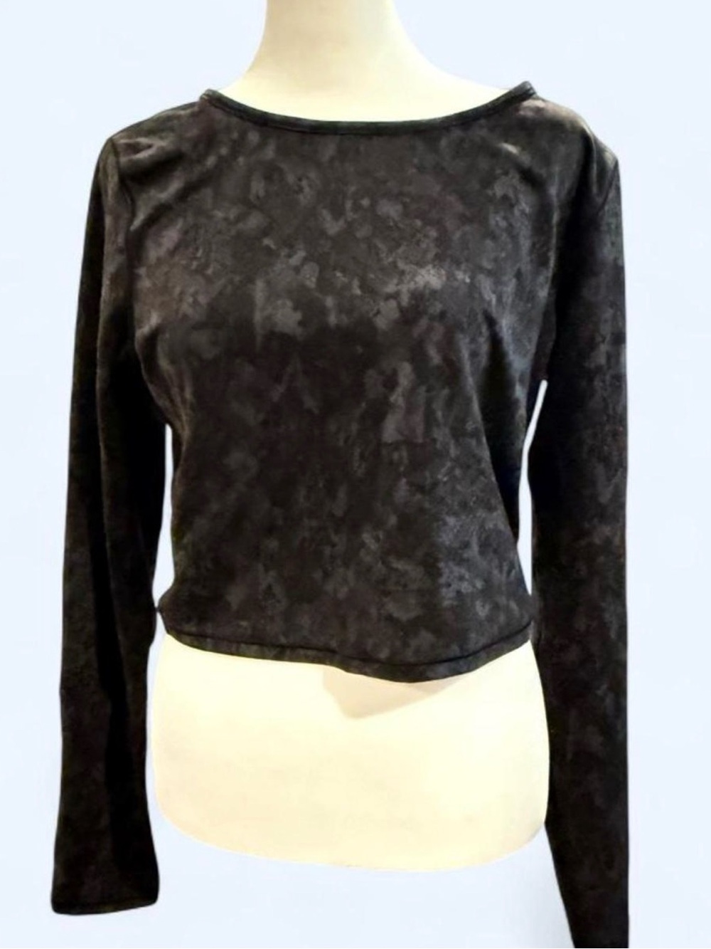 Lululemon Black Camo Long-Sleeve Cropped Crewneck Top Size 12